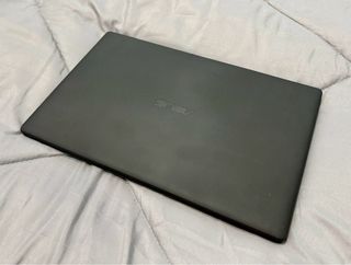 Portátil Asus IMPECABLE - BATERÍA NUEVA
