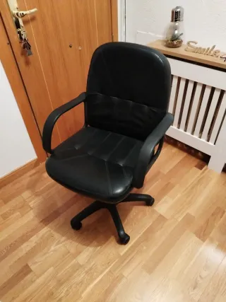 Silla de oficina negra 100 cm