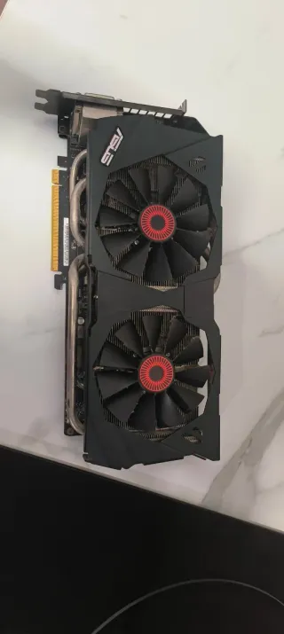 Tarjeta Gráfica ASUS