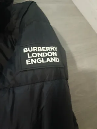 Abrigo Burberry Negro