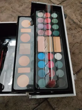 Maletín Maquillaje Magic Studio