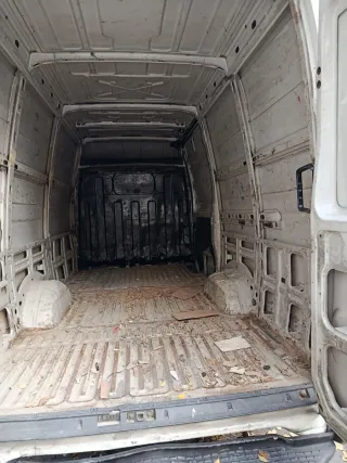 Furgoneta Iveco Blanca