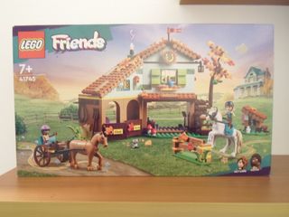 LEGO Friends La Scuderia di Autumn 41745