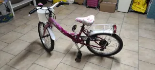 Bicicletta bambina rosa con cestino