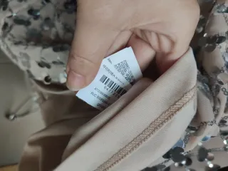 Vestido de lentejuelas dorado y plateado fiesta