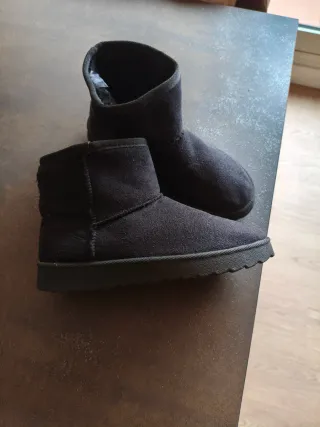 Botines negros mujer