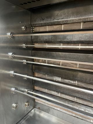 Máquina de pollos a l’ast marca MCM