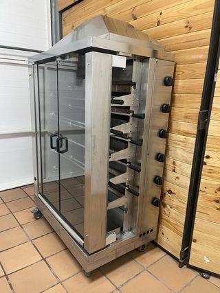 Máquina de pollos a l’ast marca MCM