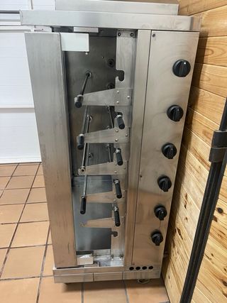 Máquina de pollos a l’ast marca MCM