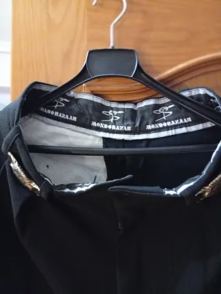 Traje de hombre negro