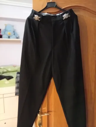 Traje de hombre negro