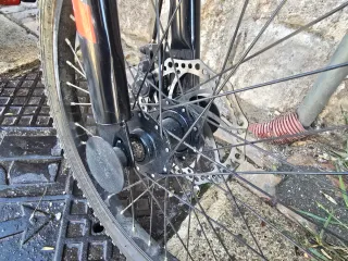 Bicicleta Moma GTT20