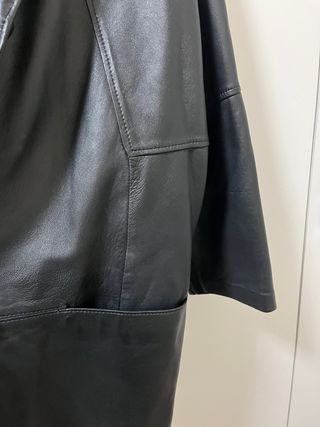 Giacchetta lunga in pelle vintage nera