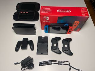Nintendo Switch 32GB Azul/Rojo (2022)
