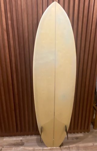 Tabla de surf comprada en Bali 6’5’’