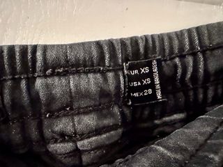 Pantalón cargo Pull&Bear negro