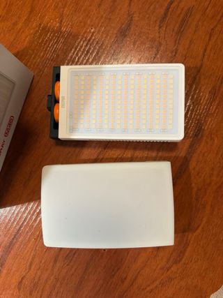 Luz LED Zhiyun Fiveray 40W