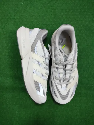 Scarpe Adidas uomo grigie e bianche