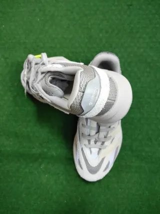 Scarpe Adidas uomo grigie e bianche