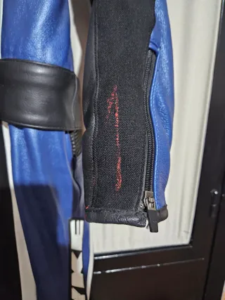 Mono Spyke 48d y Guantes Dainese L.