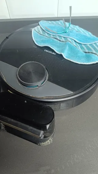 Cecotec 3490 Robot Aspirador Usado