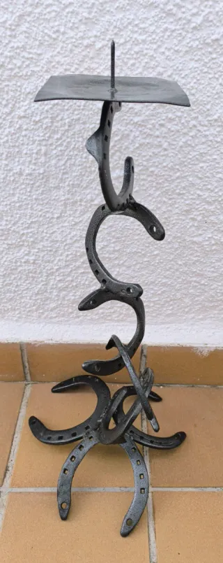 Candelabro da terra con ferro di cavallo 60 cm