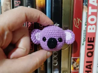 Llavero Koala Crochet Morado