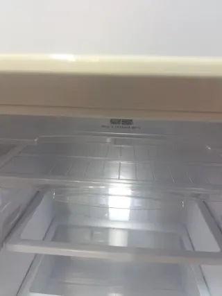 Nevera blanca en buen estado