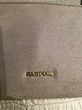 Portafoglio da donna con borchie