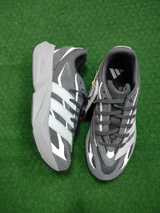 Scarpe Adidas uomo grigie e bianche