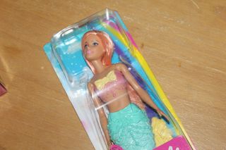 Barbie Dreamtopia Pack 4 Muñecas y Unicornio