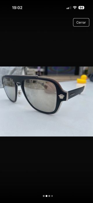 Gafas de sol Versace negras y plateadas