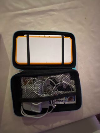 Nintendo 2DS XL Arancione/Bianco