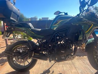 Moto Benelli TRK 502 Verde