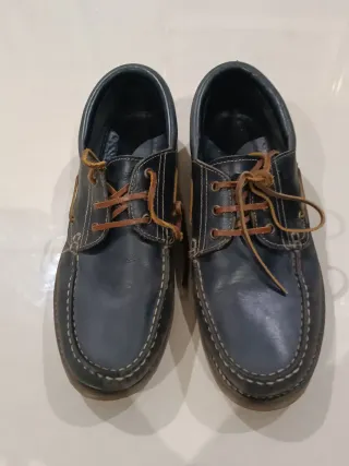 Zapatos náuticos hombre azul, sin marca.