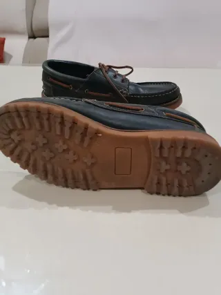 Zapatos náuticos hombre azul, sin marca.