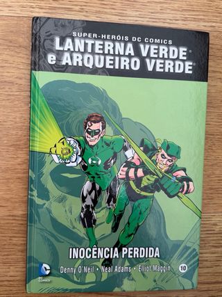 Vários livros de arte e banda desenhada e CTT cart