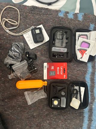 GoPro Hero 8 Black + Accesorios + Luz Ulanzi