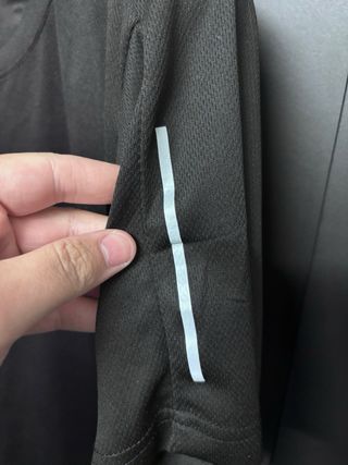 Maglietta sportiva nera taglia L