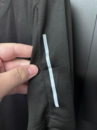 Maglietta sportiva nera taglia L