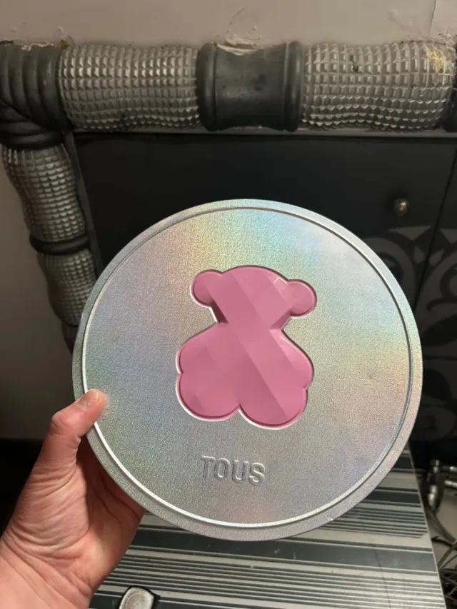 Caja lata metálica Tous oso rosa