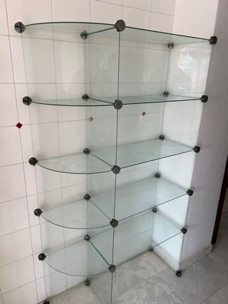 Scaffale in vetro e metallo