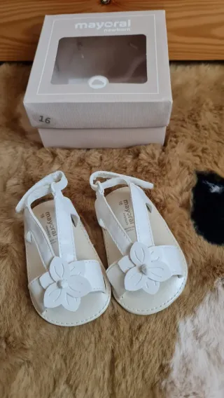 Sandalias Mayoral Newborn Talla 16 Blancas