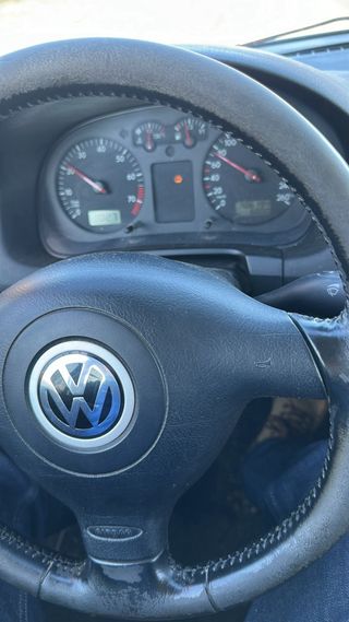Volkswagen Golf 2002