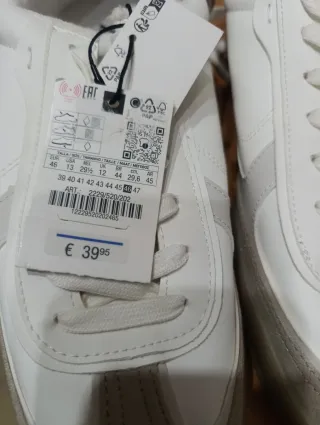 Zapatillas Zara Talla 46 Gris y Blanco