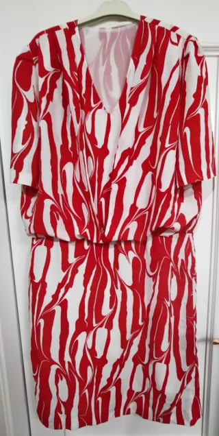 Vestido estampado rojo y blanco