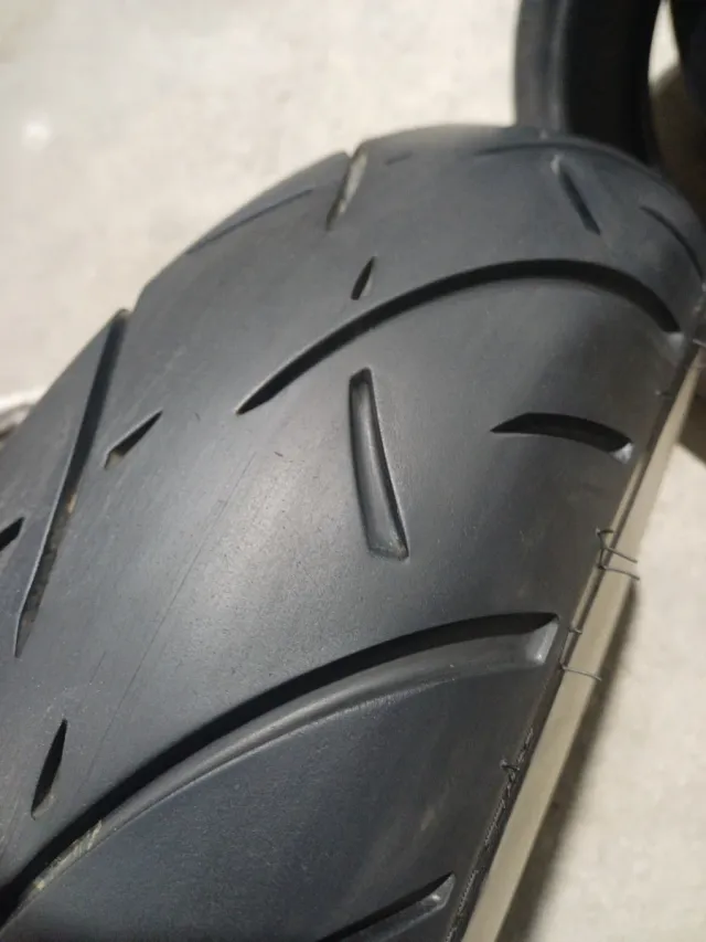 Neumático Metzeler Maratón Ultra 170/80-15