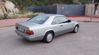 Mercedes-Benz W124 CE 300 Coupé Motor L6 24v 232cv