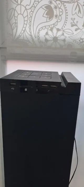 Torre de Sonido Bluetooth Energy Sistem con mando