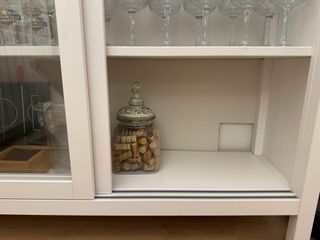 Vitrina blanca puertas cristal Ikea